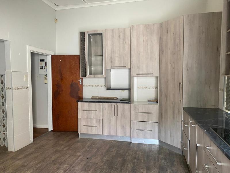 5 Bedroom Property for Sale in Balmoral Eastern Cape